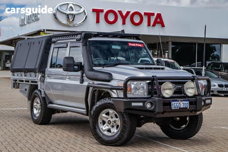 Silver 2017 Toyota Landcruiser Double Cab Chassis Gxl (4X4)