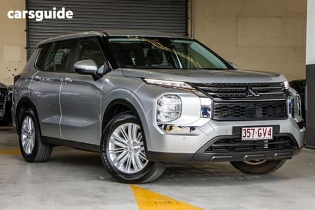 2023 Mitsubishi Outlander Es 5 Seat (Awd)