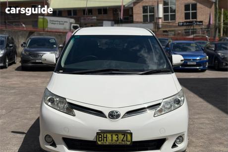 White 2010 Toyota Tarago Wagon Gli