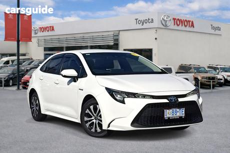 White 2019 Toyota Corolla Sedan Ascent Sport (Hybrid)