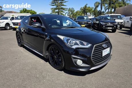 Black 2015 Hyundai Veloster Coupe Sr Turbo