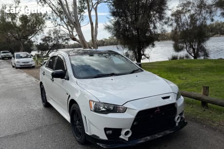 White 2017 Mitsubishi Lancer Sedan Black Edition (Es)