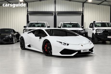 White 2015 Lamborghini Huracan Coupe Lp 610-4