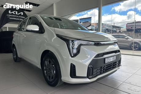 Beige 2025 Kia Picanto Hatchback Sport (Pe2)