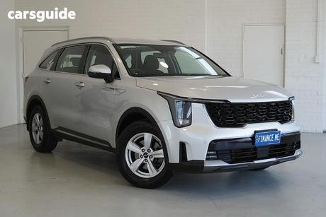Silver 2024 Kia Sorento Wagon S 7 Seat