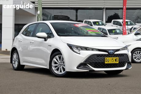 White 2023 Toyota Corolla Hatchback Ascent Sport
