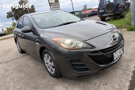 Grey 2009 Mazda 3 Hatchback Neo