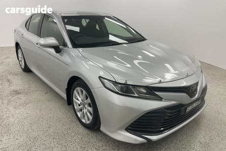 Silver 2019 Toyota Camry Sedan Ascent