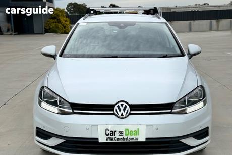White 2018 Volkswagen Golf Wagon 110 Tsi Trendline