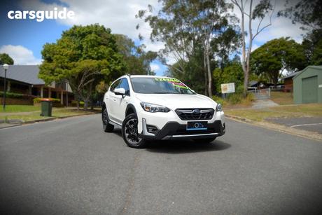 White 2022 Subaru XV Wagon Hybrid L Awd