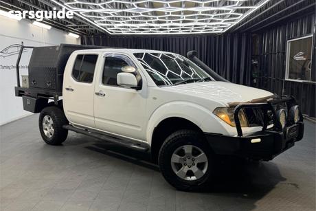 White 2010 Nissan Navara Dual Cab Pick-up St (4X4)