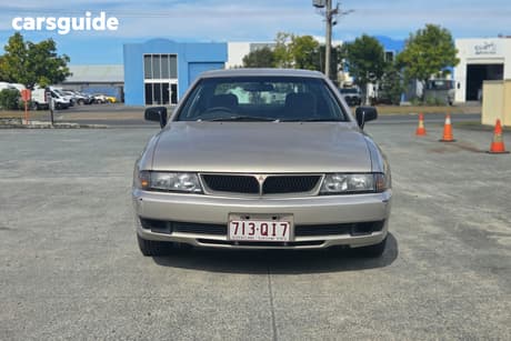 1999 Mitsubishi Magna Sedan Executive
