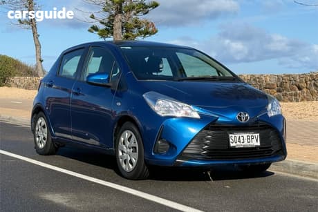 Blue 2017 Toyota Yaris Hatchback Ascent