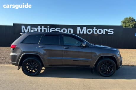 Grey 2020 Jeep Grand Cherokee Wagon Night Eagle (4X4)