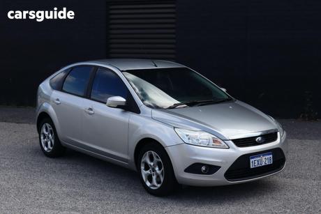 Silver 2010 Ford Focus Hatchback Lx