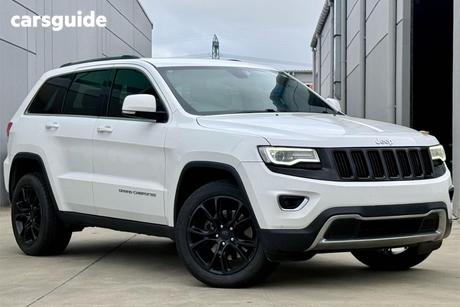 White 2014 Jeep Grand Cherokee Wagon Laredo (4X4)