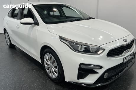 White 2019 Kia Cerato Hatchback S