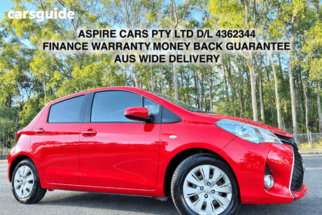 Red 2015 Toyota Yaris Hatchback Sx