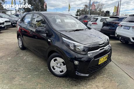 Black 2022 Kia Picanto Hatchback S (Pe)
