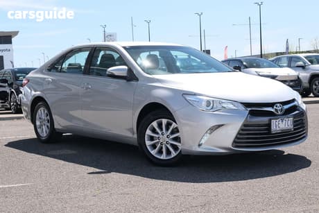 Silver 2015 Toyota Camry Sedan Altise