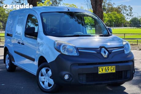 White 2019 Renault Kangoo Van Maxi Ze