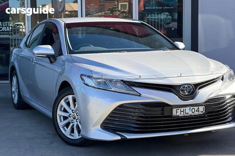 Silver 2019 Toyota Camry Sedan Ascent