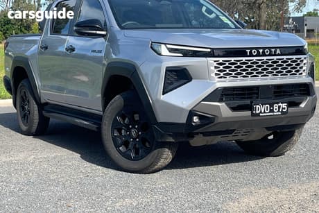 Silver 2026 Toyota Hilux Double Cab Pick Up Rogue 48V (4X4)