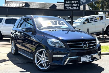 Blue 2013 Mercedes-Benz ML500 Wagon (4X4)