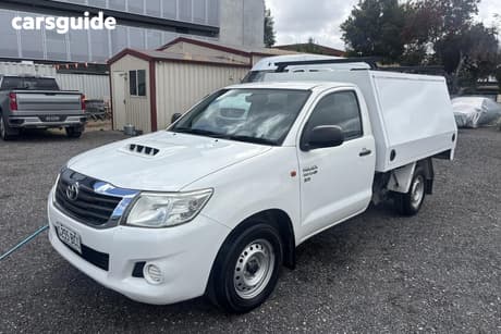 White 2011 Toyota Hilux Cab Chassis Sr