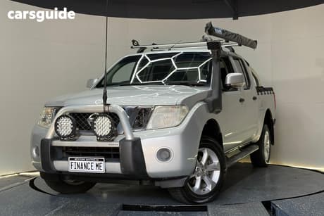 Silver 2013 Nissan Navara Dual Cab Pick-up St (4X4)