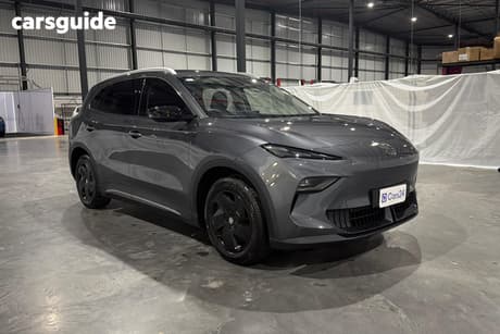 Grey 2025 MG MGS5 EV Wagon Excite 49