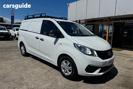 White 2023 LDV G10 Van Lift Door