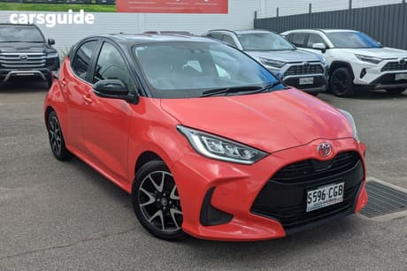 Red 2020 Toyota Yaris Hatchback Zr