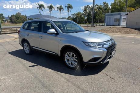Silver 2021 Mitsubishi Outlander Wagon Es 7 Seat (Awd)