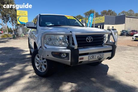 White 2013 Toyota Landcruiser Wagon Gxl (4X4)