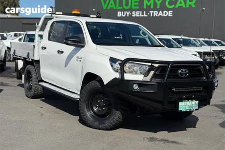 White 2022 Toyota Hilux Double Cab Chassis Sr (4X4)