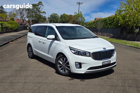 White 2017 Kia Carnival Wagon Sli