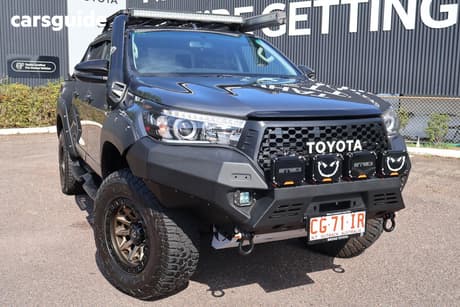 Grey 2018 Toyota Hilux Dual Cab Utility Sr5 (4X4)