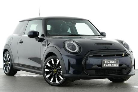 Black 2022 Mini Cooper Hatchback Se Classic 3D Hatch