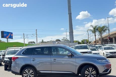 Silver 2021 Mitsubishi Outlander Wagon Exceed 7 Seat (Awd)