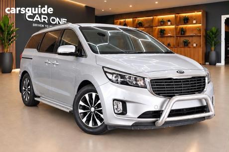 Silver 2015 Kia Carnival Wagon Sli