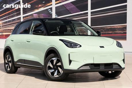 Green 2026 Geely Ex2 Hatchback Inspire