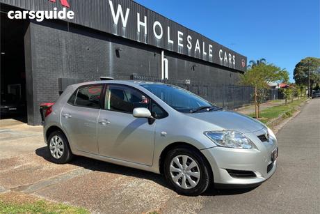 Grey 2008 Toyota Corolla Hatchback Ascent