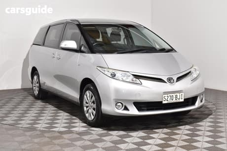 Silver 2015 Toyota Tarago Wagon Gli