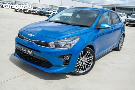 Blue 2022 Kia RIO Hatchback Sx