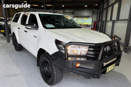White 2017 Toyota Hilux Dual Cab Utility Workmate (4X4)