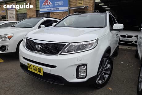 White 2013 Kia Sorento Wagon Platinum (4X4)