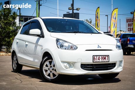 White 2013 Mitsubishi Mirage Hatchback Es