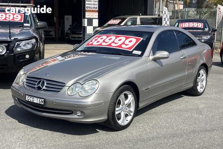 Grey 2004 Mercedes-Benz CLK320 Coupe Elegance