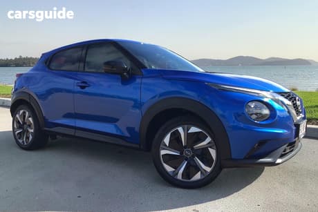 Blue 2024 Nissan Juke Hatchback St-L
